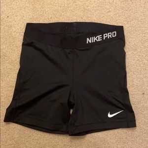 Black Nike Pro